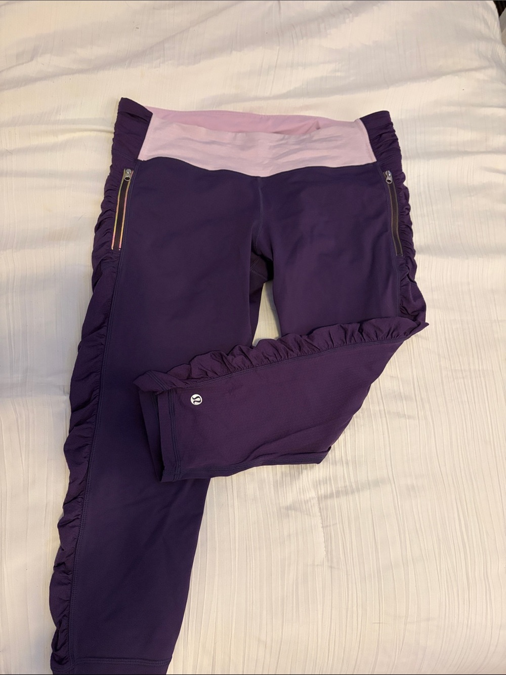 Women’s Lululemon XL Purple Capri Ruffle-Trim Active Leggings with PinkWaistband